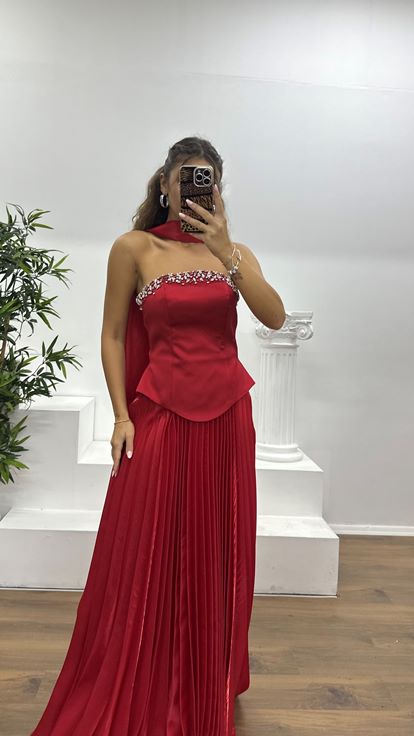 Kırmızı Straplez Saten Abiye Elbise