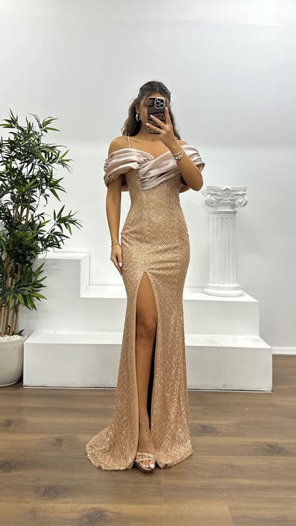 Gold Sırt Detay İşlemeli Abiye Elbise