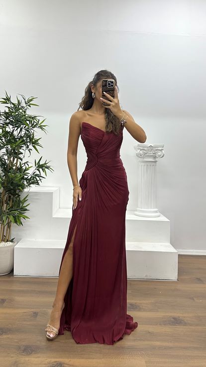 Bordo Straplez Şifon Abiye Elbise