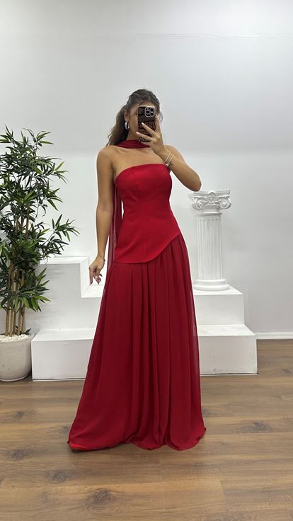 Kırmızı Straplez Şifon Detay Abiye Elbise