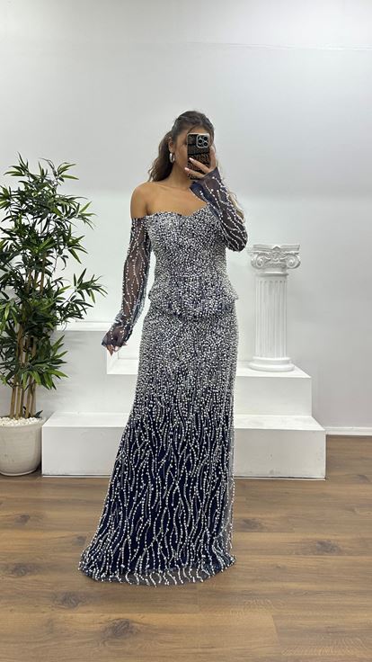 Lacivert Kayık Yaka İşlemeli Abiye Elbise