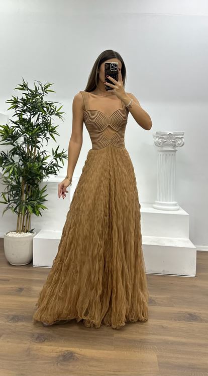 Ten Askılı Tül Abiye Elbise