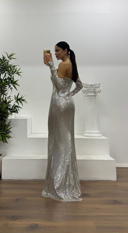 Vizon Straplez Pullu Abiye Elbise