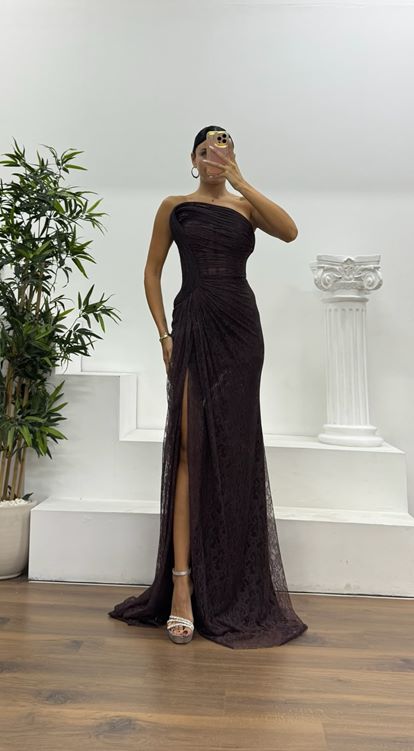 Kahverengi Straplez Bel Transparan Dantel Abiye Elbise