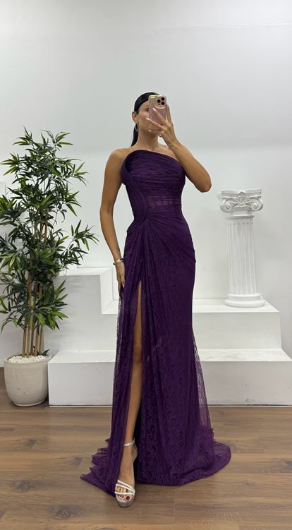 Mor Straplez Bel Transparan Dantel Abiye Elbise