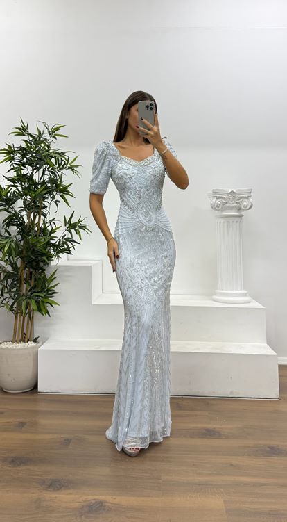 Mavi Kısa Kollu Özel El İşlemesi Abiye Elbise