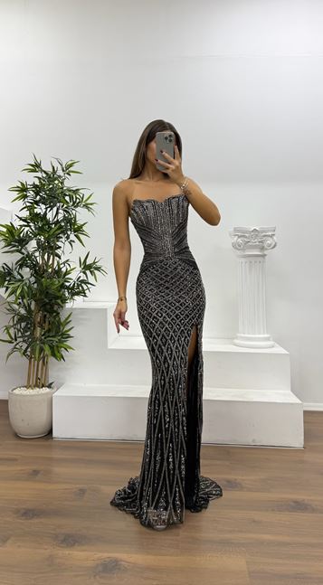 Siyah-Antrasit Straplez Özel El İşlemesi Abiye Elbise