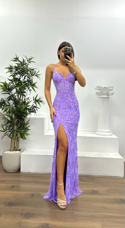 Lila İp Askılı Sırt Detay Özel El İşlemesi Abiye Elbise