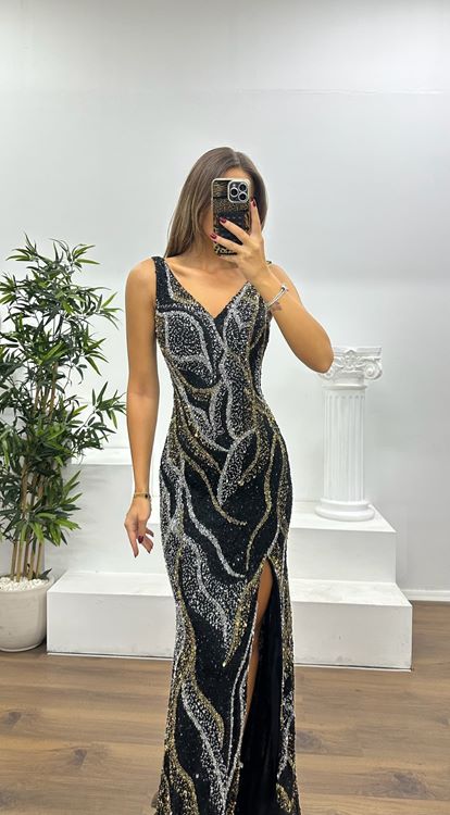 Siyah-Gold V Yaka Askılı Özel El İşlemesi Abiye Elbise