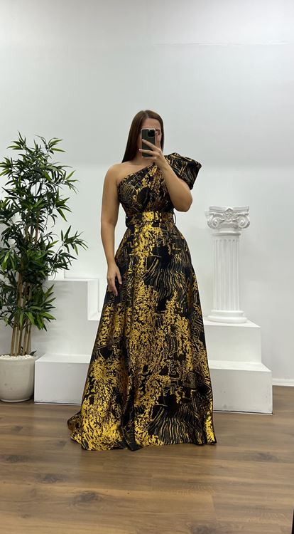 Siyah Tek Omuz Desenli Büyük Beden Abiye Elbise