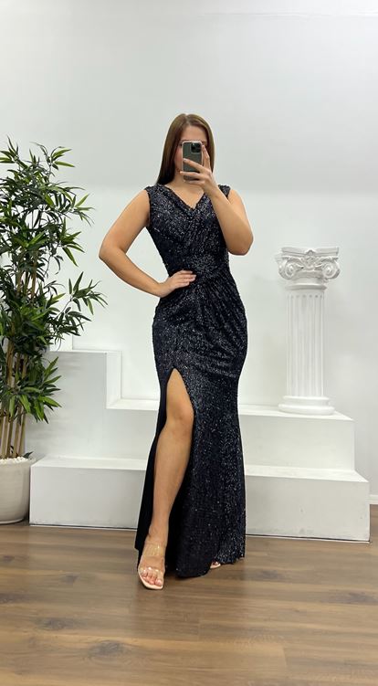 Abito da sera nero con spalline sottili e paillettes  taglia plus size 