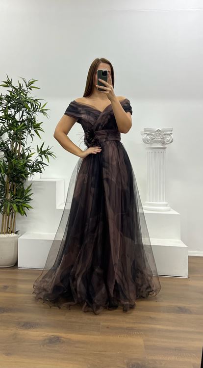 Siyah-Kahve Madonna Yaka Desenli Tül Büyük Beden Abiye Elbise