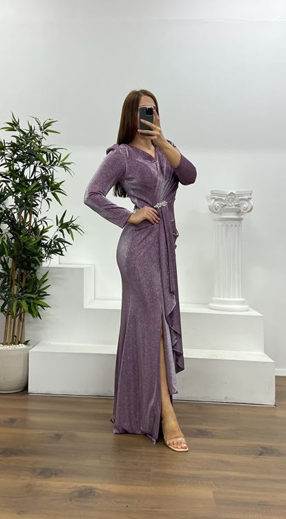 Robe de soirée grande taille à paillettes avec broche lilas