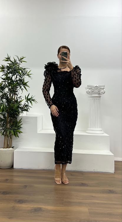 Siyah İşlemeli Büyük Beden Abiye Elbise