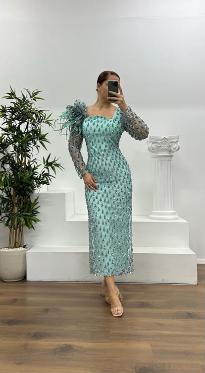 Mint İşlemeli Büyük Beden Abiye Elbise