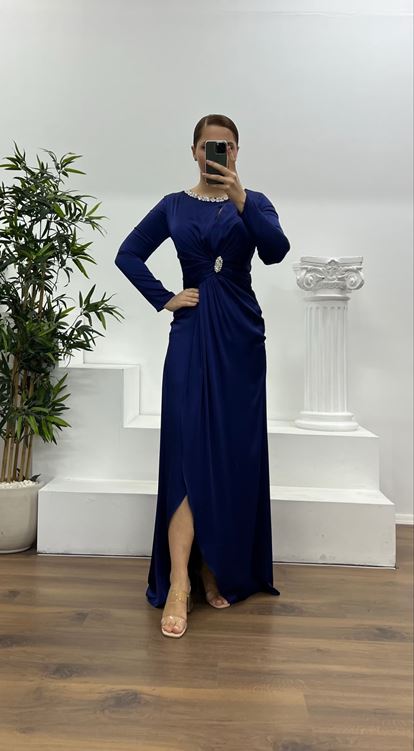 Lacivert Yaka Taş Detay İşlemeli Saten Abiye Elbise