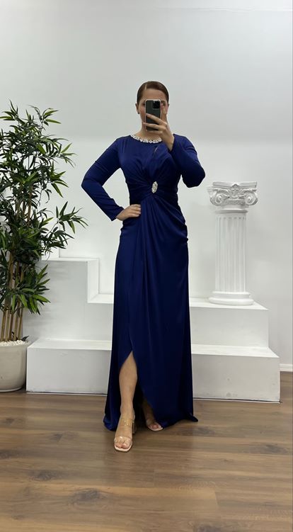 Lacivert Yaka Taş Detay İşlemeli Saten Abiye Elbise