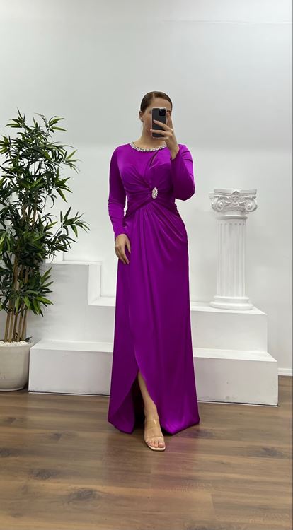 Fuşya Yaka Taş Detay İşlemeli Saten Abiye Elbise