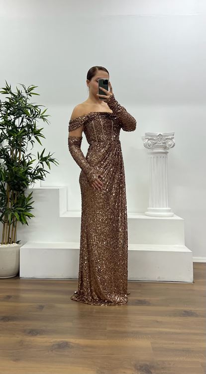 Kahve Kayık Yaka Pul Payet Büyük Beden Abiye Elbise