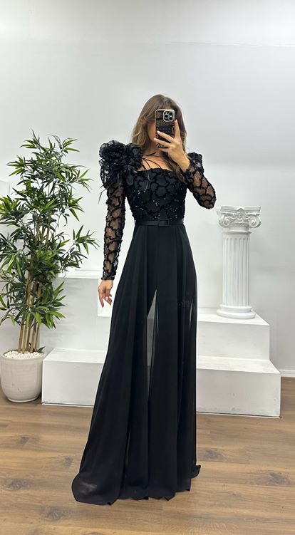 Siyah İşlemeli Abiye Elbise