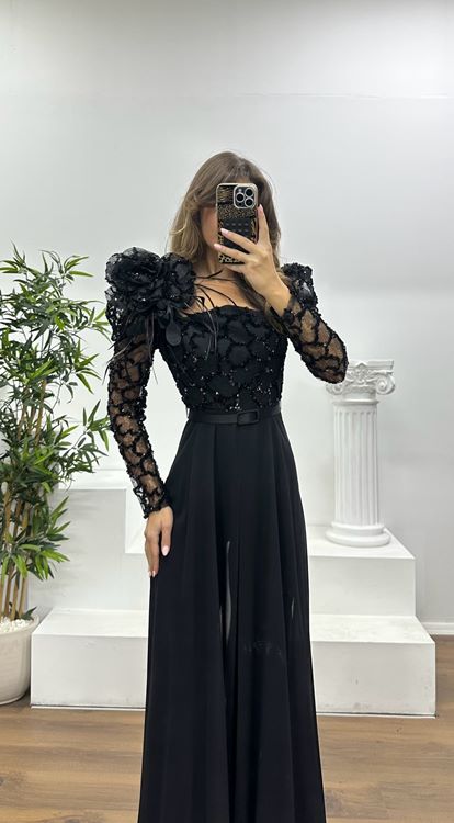 Siyah İşlemeli Abiye Elbise