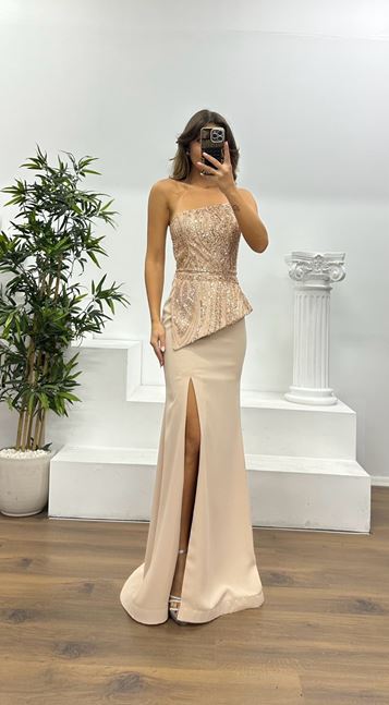 Gold Straplez İşlemeli Abiye Elbise
