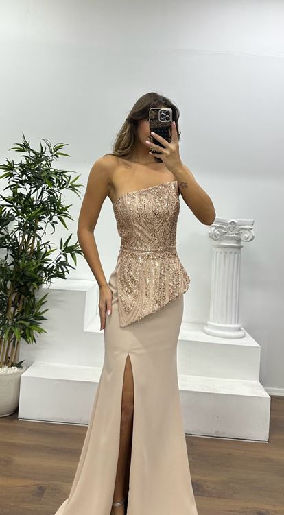 Gold Straplez İşlemeli Abiye Elbise