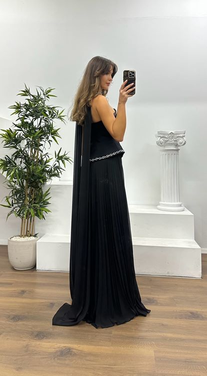 Abito da sera nero plissettato senza spalline