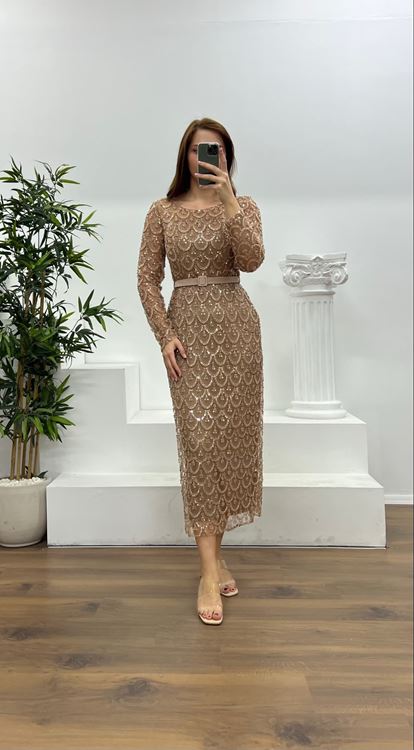 Kahverengi Boncuk İşlemeli Uzun Kollu Büyük Beden Abiye Elbise