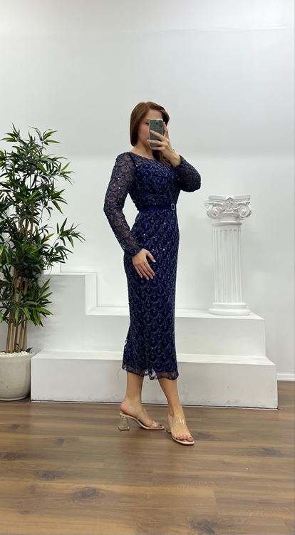 Lacivert Boncuk İşlemeli Uzun Kollu Büyük Beden Abiye Elbise