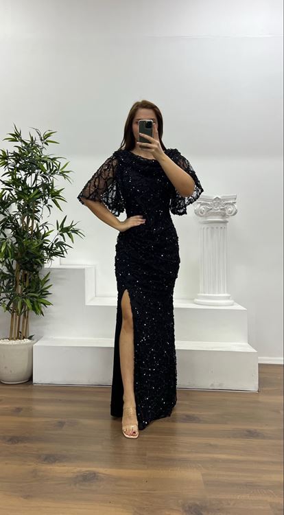 Siyah Dökümlü Boncuk İşlemeli Büyük Beden Abiye Elbise