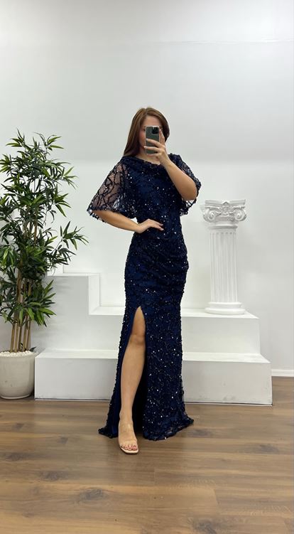 Lacivert Dökümlü Boncuk İşlemeli Büyük Beden Abiye Elbise