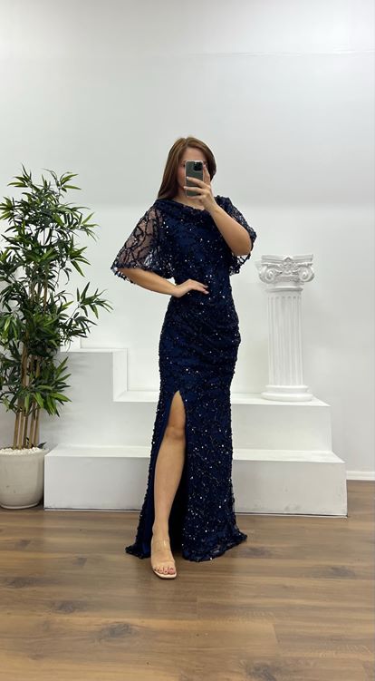 Lacivert Dökümlü Boncuk İşlemeli Büyük Beden Abiye Elbise