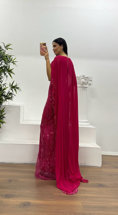 Fuşya İşlemeli Pelerinli  Abiye Elbise