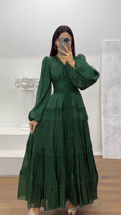 Yeşil Kat Kat Şifon Abiye Elbise