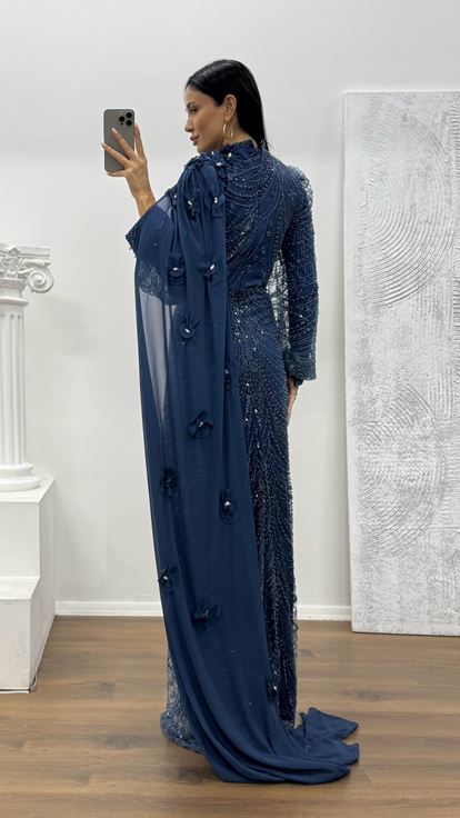 Petrol Kol Şifon Detay İşlemeli Abiye Elbise