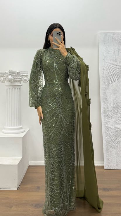 Haki Kol Şifon Detay İşlemeli Abiye Elbise