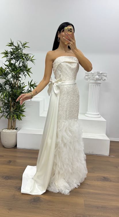 Ekru Payetli Volanlı Abiye Elbise