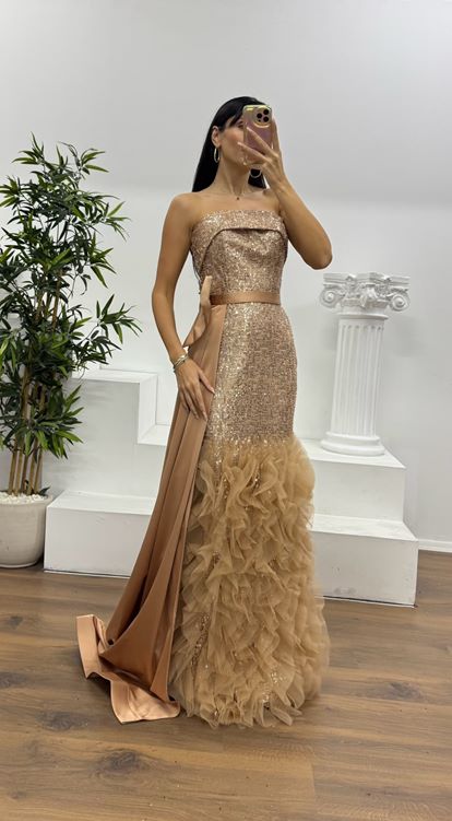 Gold Payetli Volanlı Abiye Elbise