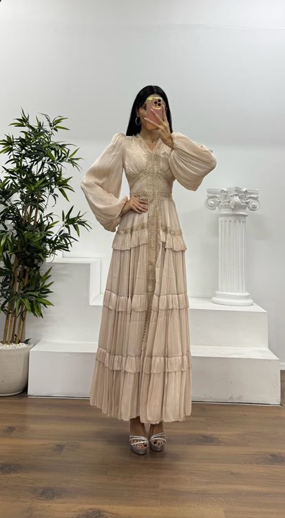 Bej Kat Kat Şifon Abiye Elbise