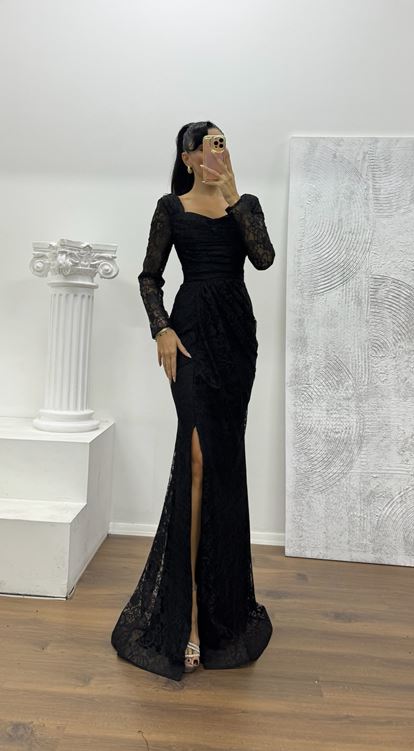 Siyah Kare Yaka Dantel Abiye Elbise