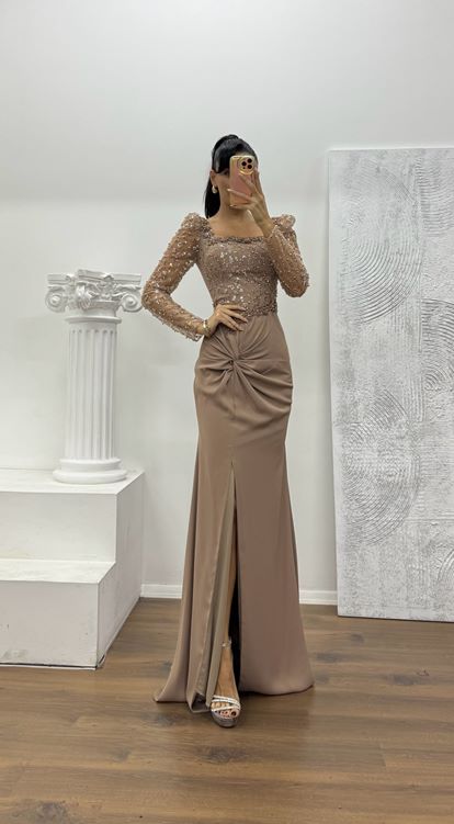 Vizon Kare Yaka İşlemeli Abiye Elbise