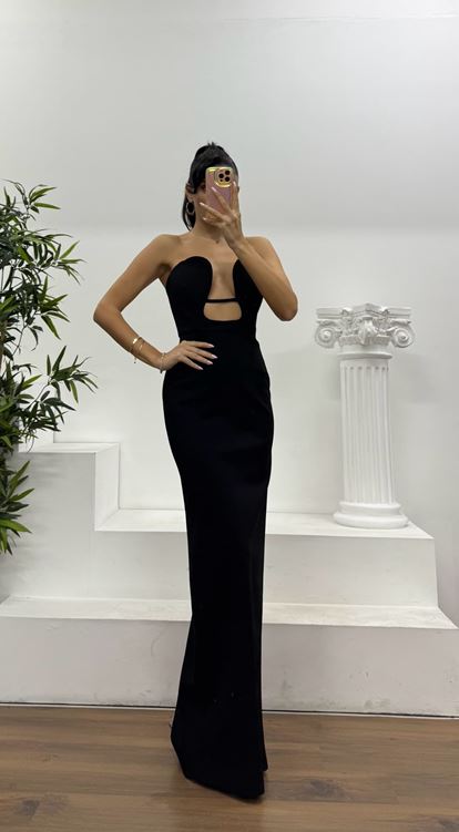 Siyah Straplez Kalp Yaka Özel Tasarım Abiye