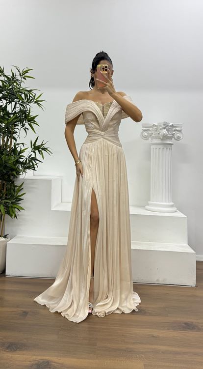 Taş Omzu Açık  Şifon Abiye Elbise