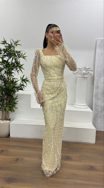 Bej Kare Yaka İşlemeli Abiye Elbise