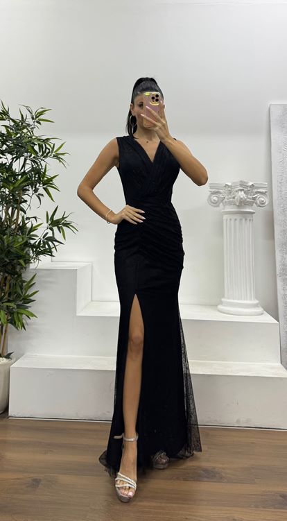 Siyah Askılı Dantel Abiye Elbise