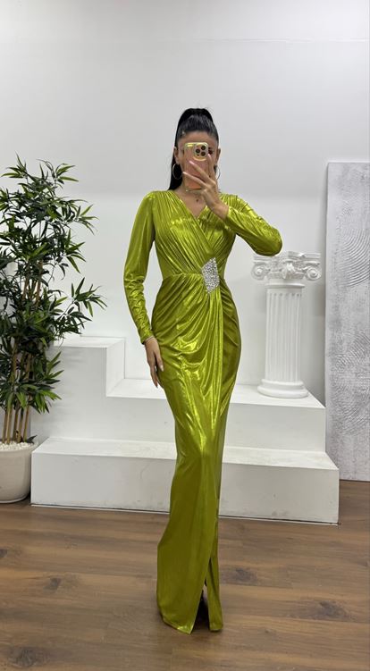 Fıstık Yeşili V Yaka Metalik Abiye Elbise