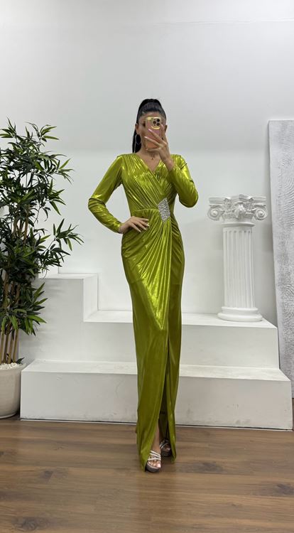 Fıstık Yeşili V Yaka Metalik Abiye Elbise