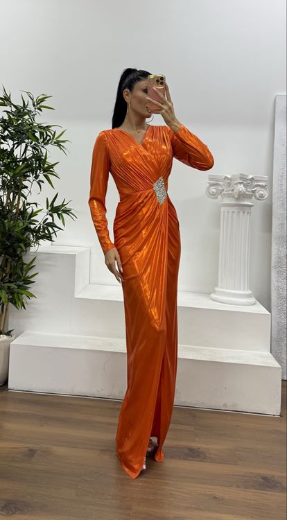 Turuncu V Yaka Metalik Abiye Elbise