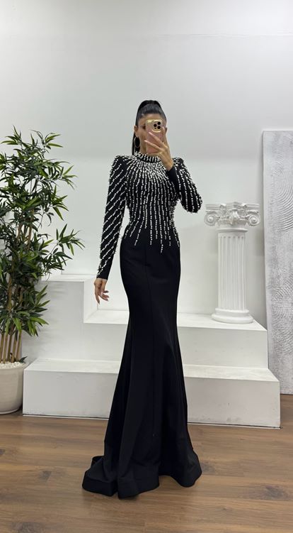 Siyah İnci İşlemeli Abiye Elbise